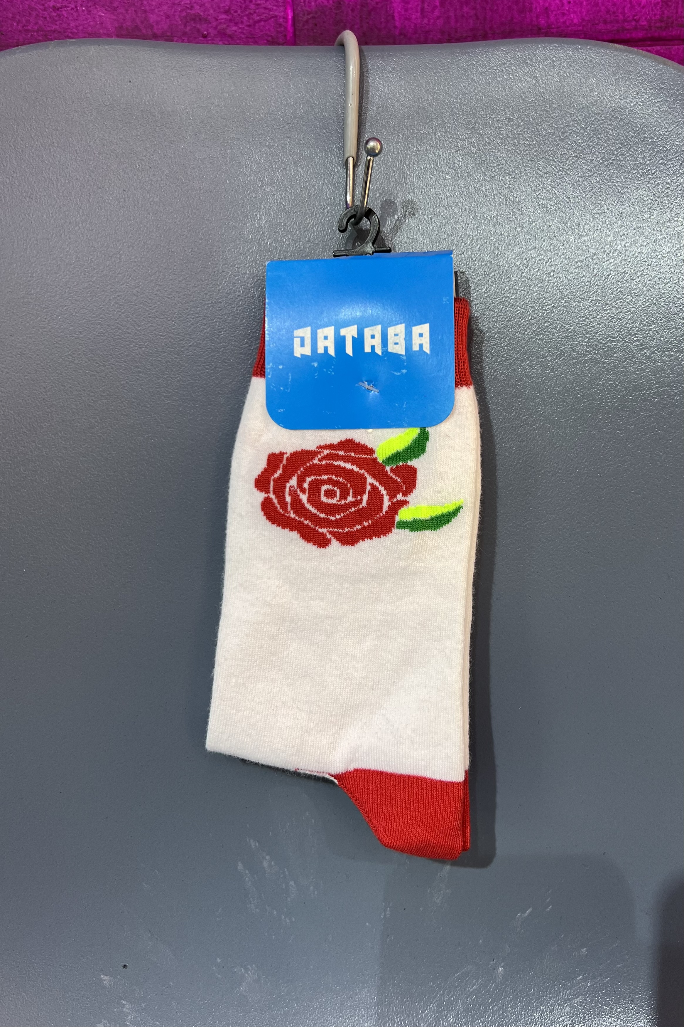 جوراب گل قرمز