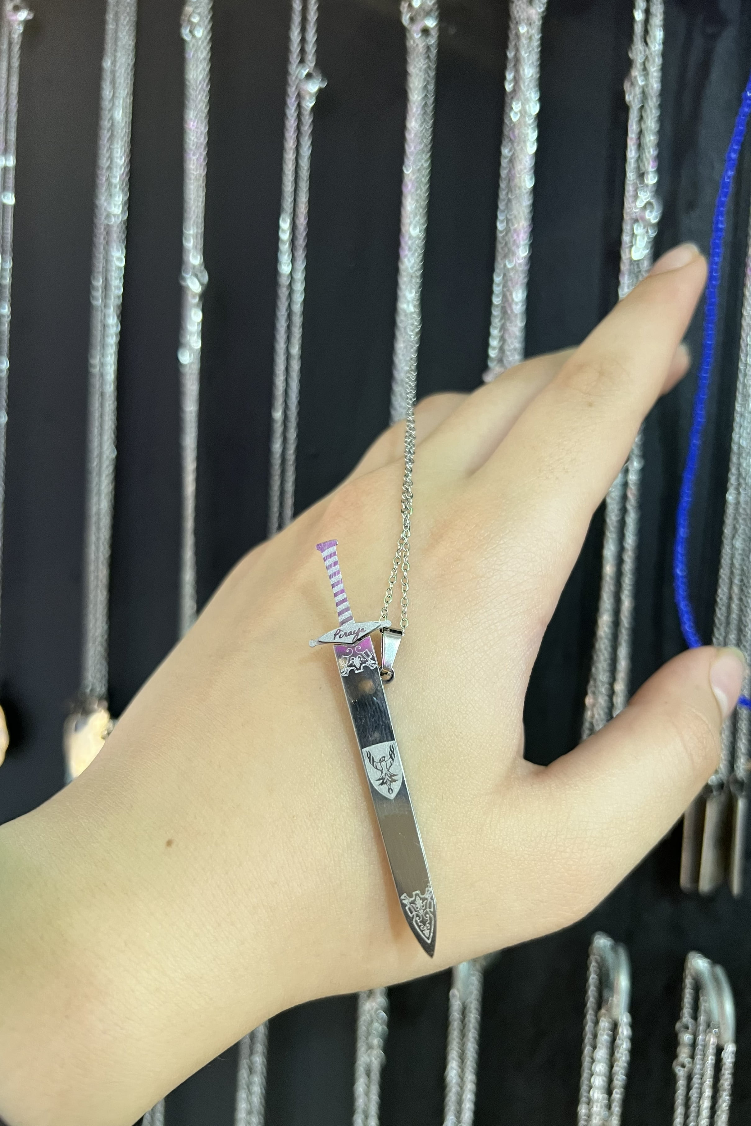 گردنبند شمشیر دوتیکه ققنوس