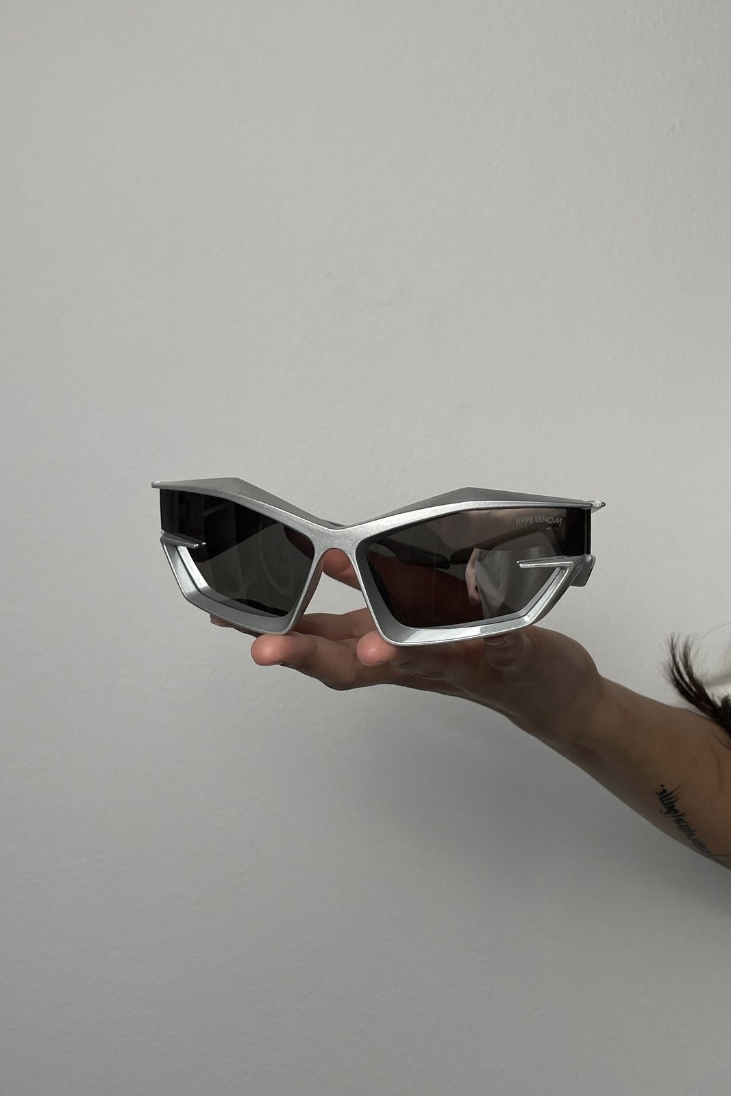 عینک جیوانچی