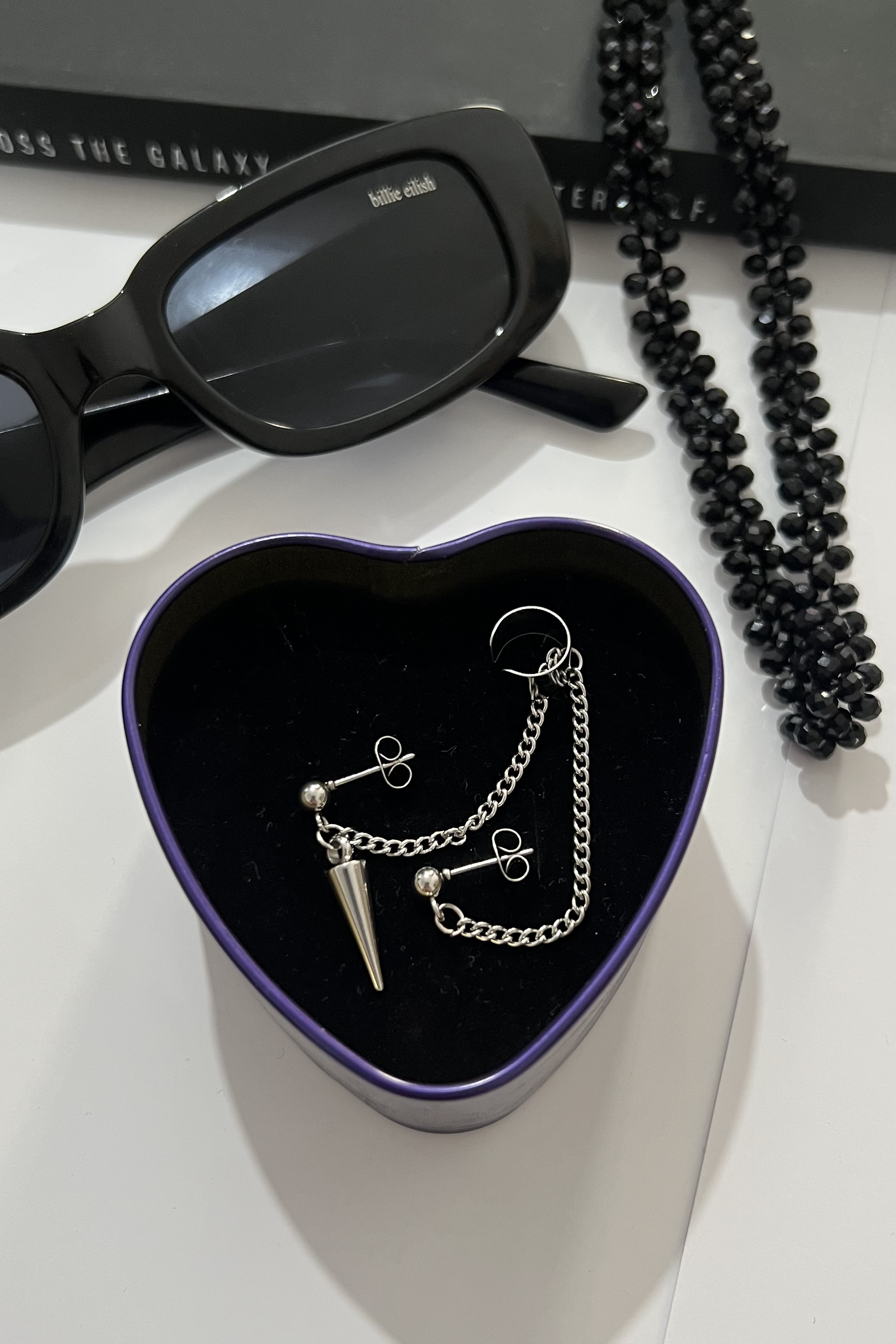 پیرسینگ گوش اسپایک دار