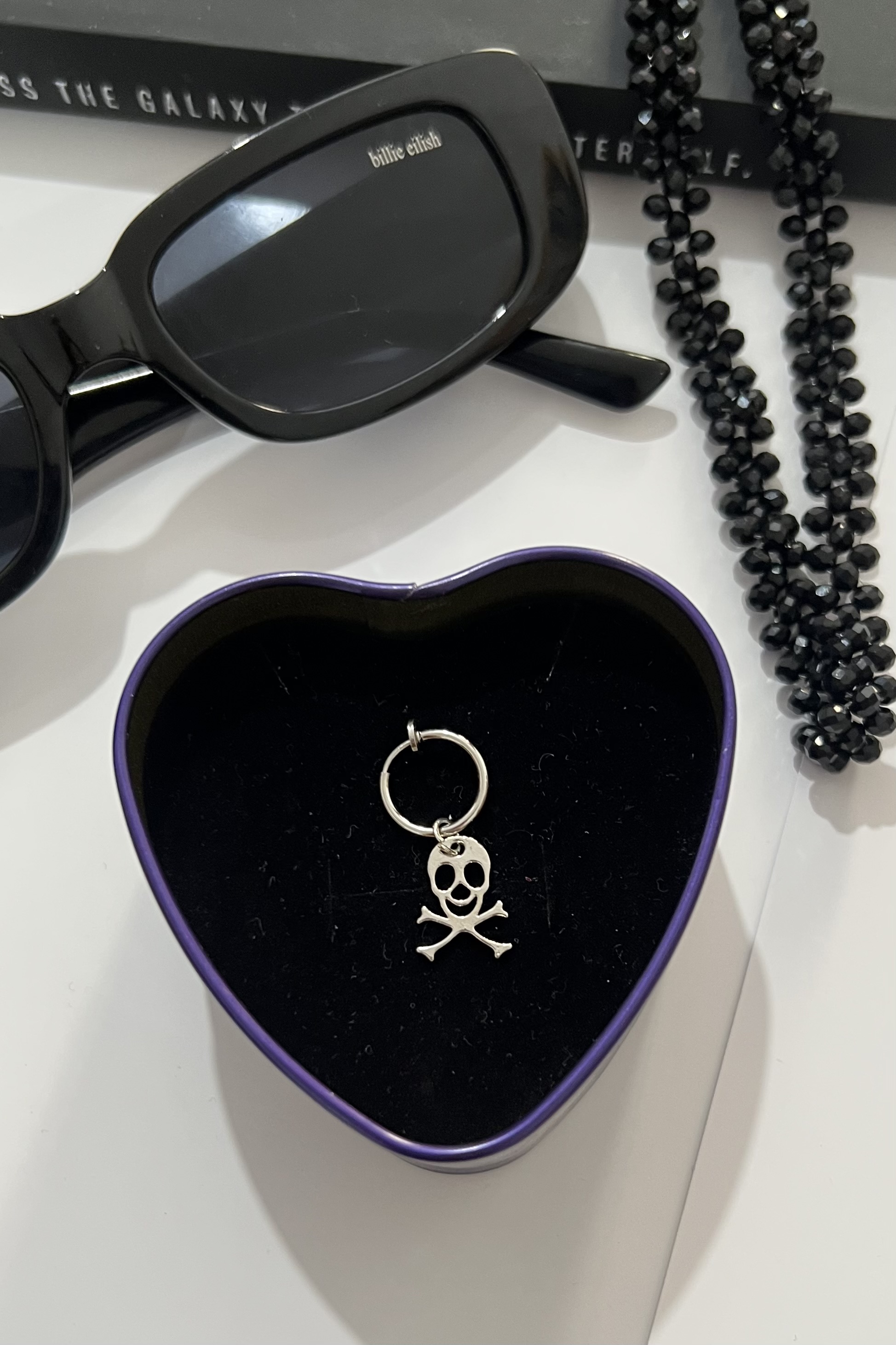 پیرسینگ گوش فیک اسکلتی