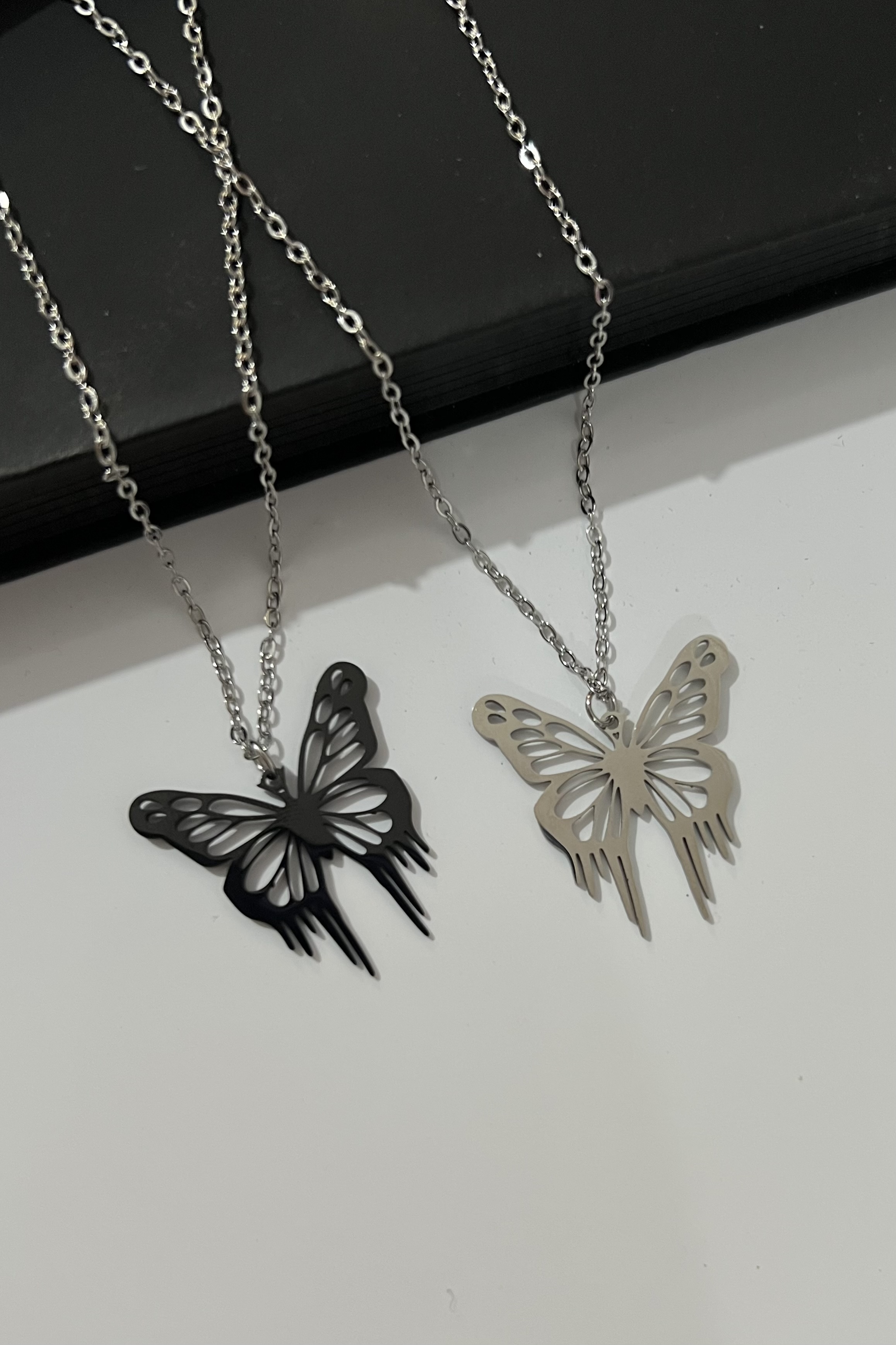 گردنبند پروانه گنگ